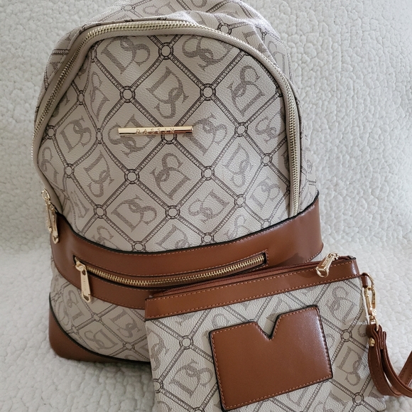 🟥 $32 Special ..Dasein Backpack - Picture 5 of 6